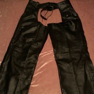 Awesome nwot leather chaps